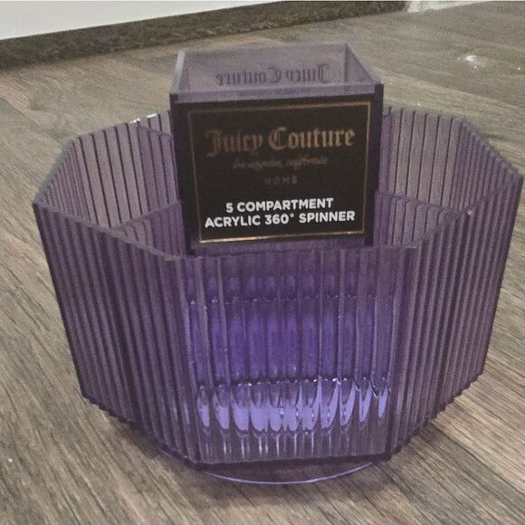 Juicy Couture Home 5-Compartment Acrylic 360° Spinner - Picture 4 of 6